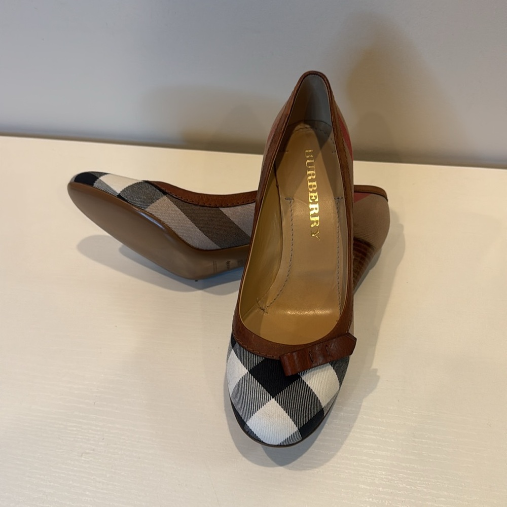 Burberry plaid heels size 37 - Picture 2 of 4